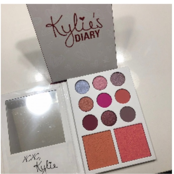 SOLD OUT - Picture 2 of 3